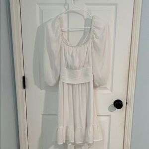 Elegant White Puff Sleeve Dress